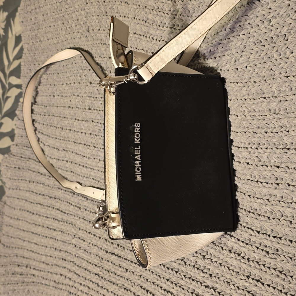 Micheal Kors Handbag